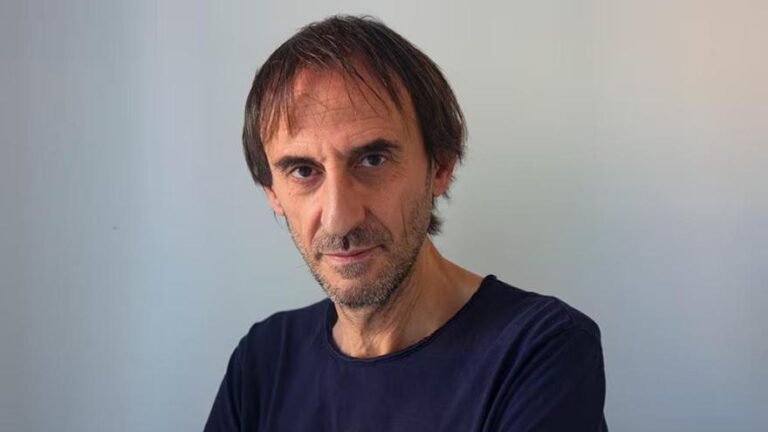 Tres alumnas ratifican en el juzgado sus denuncias de agresión sexual contra el actor Juan Codina