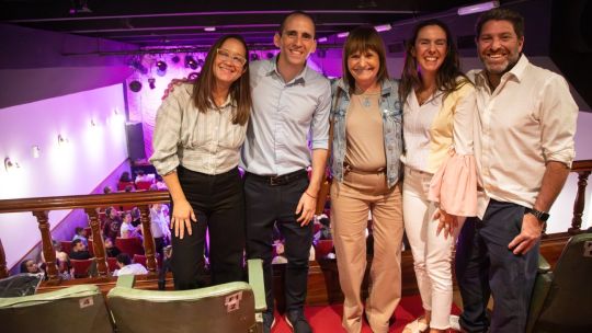 Patricia Bullrich se mostró en calle Corrientes junto al gendarme Nahuel Gallo