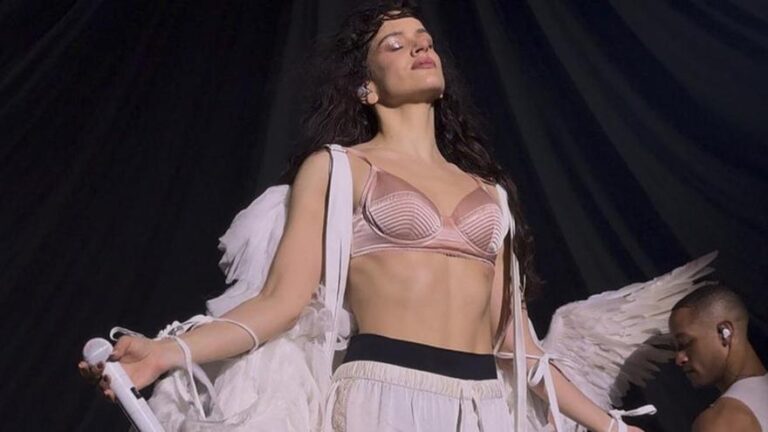 Rosalía deslumbra en el estreno del ‘Lux tour’