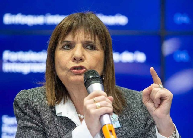 «Señora presidiaria»: Bullrich critica a Cristina Kirchner por presunta corrupción