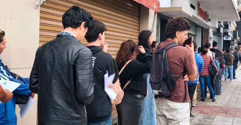 El modelo Milei. El desempleo saltó al 7,5% en 2025