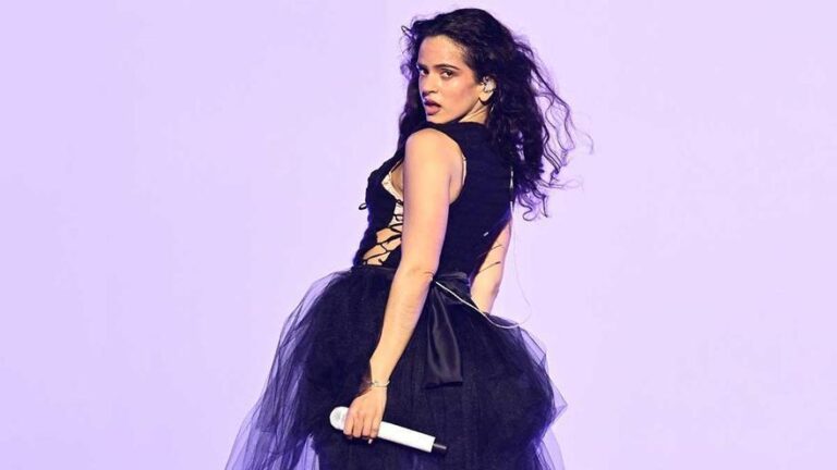 Rosalía cancela su concierto en Milán a los pocos minutos de empezar: «Lo siento, volveré cuando esté en mejores condiciones»